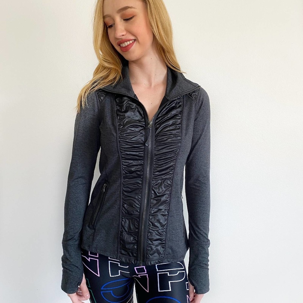 Zella Fitted Zip up Jacket Small - Picture 2 of 3